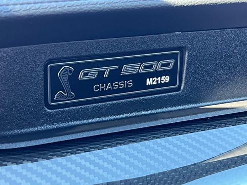 Used 2021 Ford Mustang Shelby GT500 w/ Carbon Fiber Track Pack RWD image 7