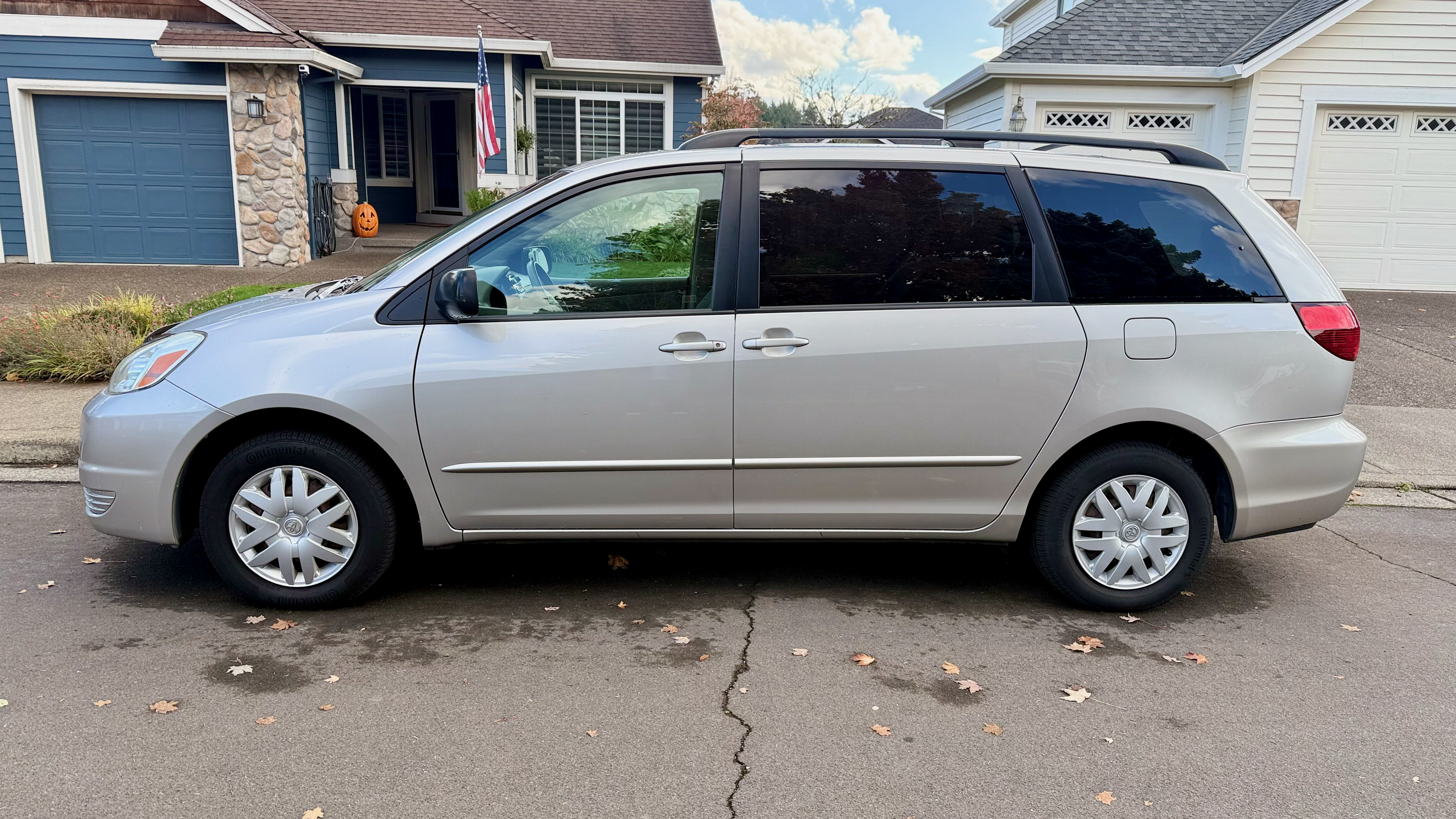 Used 2004 Toyota Sienna CE FWD image 1