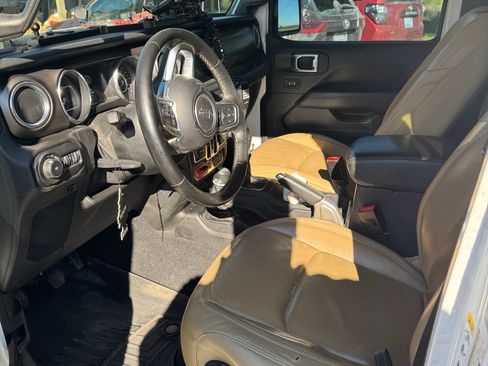Used 2019 Jeep Wrangler Unlimited Rubicon image 11