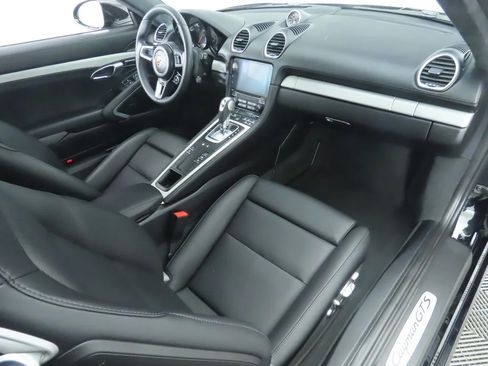 Used 2018 Porsche 718 Cayman GTS image 15