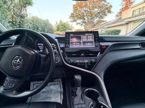 Used 2023 Toyota Camry SE w/ Audio Upgrade Package FWD image 12