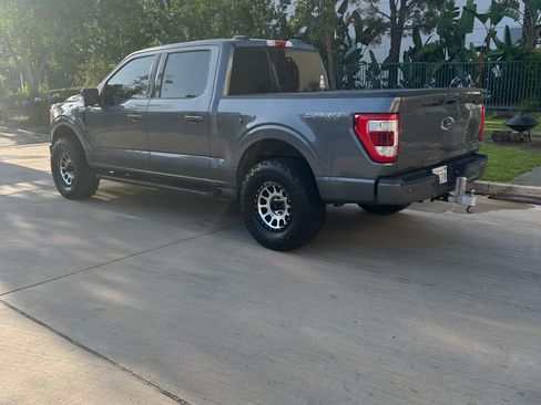 Used 2022 Ford F150 Lariat AWD/4WD image 2