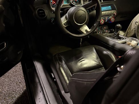 Used 2011 Chevrolet Camaro LT w/ RS Package RWD image 11