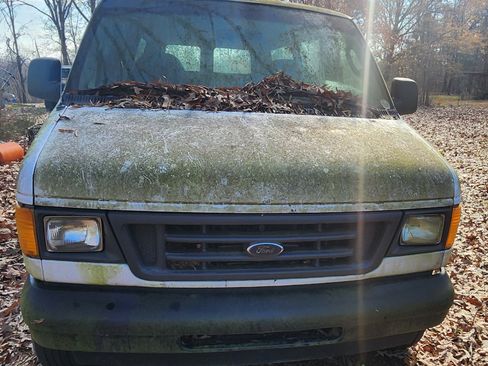 Used 2003 Ford E-350 and Econoline 350 XL image 6