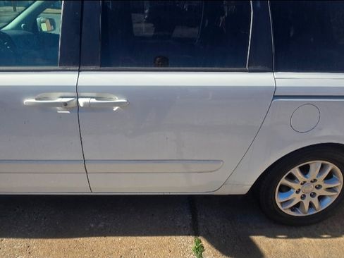 Used 2007 Kia Sedona EX image 5