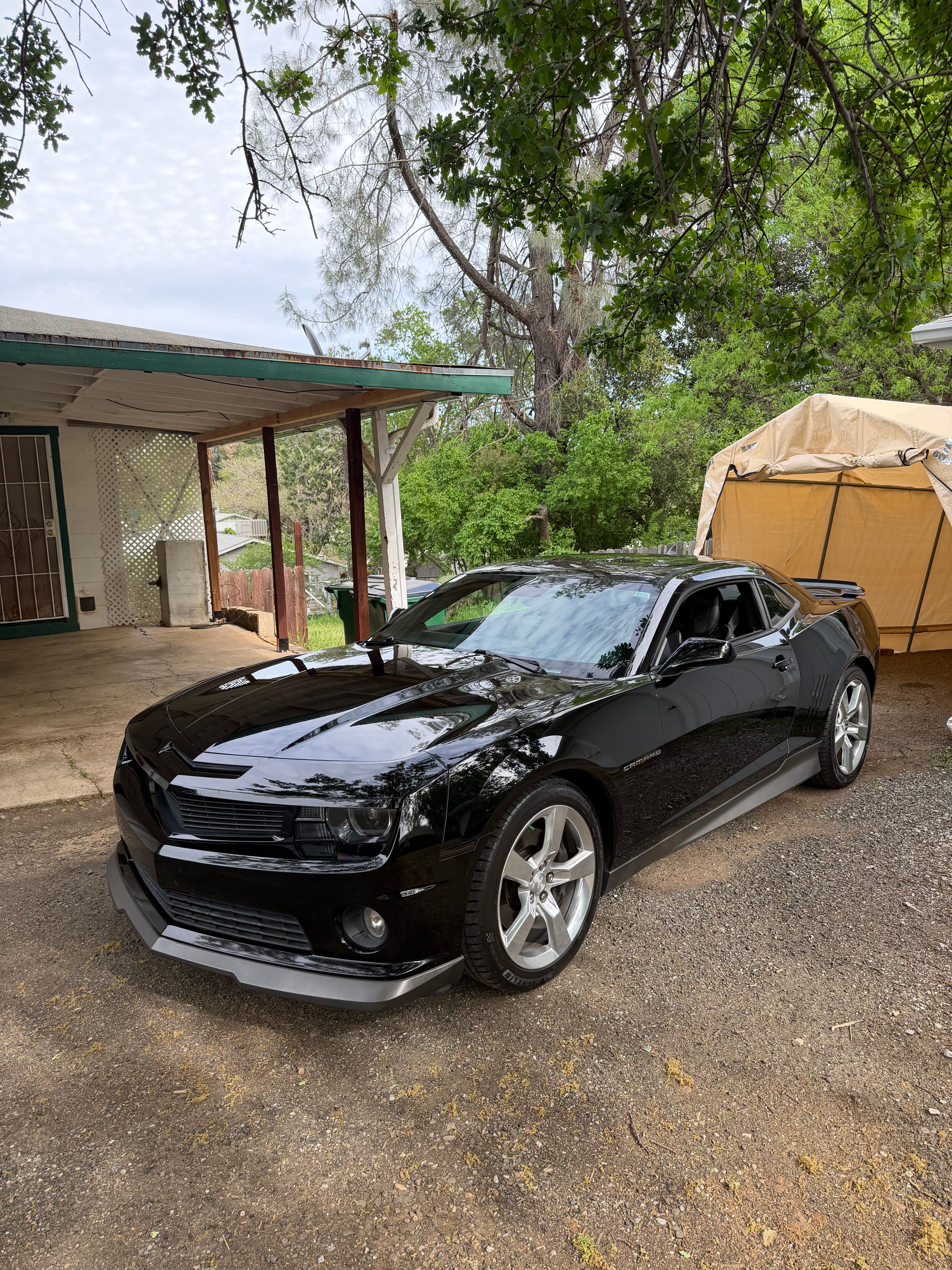 Used 2010 Chevrolet Camaro SS w/ RS Package RWD image 10