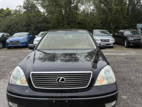 Used 2002 Lexus LS 430 image 2