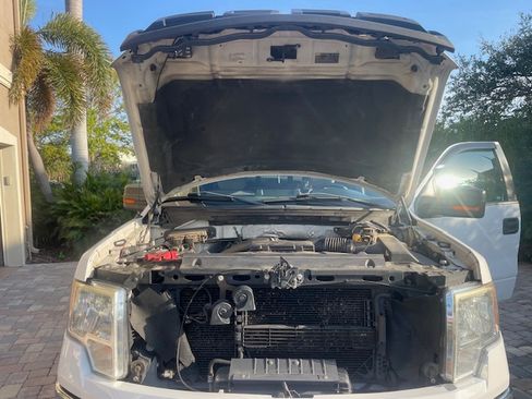 Used 2014 Ford F150 XLT w/ Off-Road Package image 12