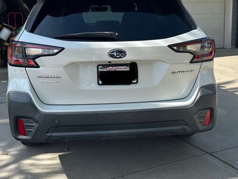 Used 2020 Subaru Outback Wagon 4D image 5