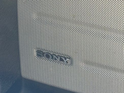 Used 2014 Ford F150 FX4 w/ Equipment Group 402A Luxury image 17