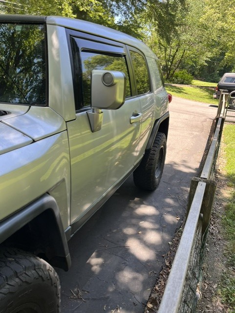 Used 2007 Toyota FJ Cruiser 4WD image 9