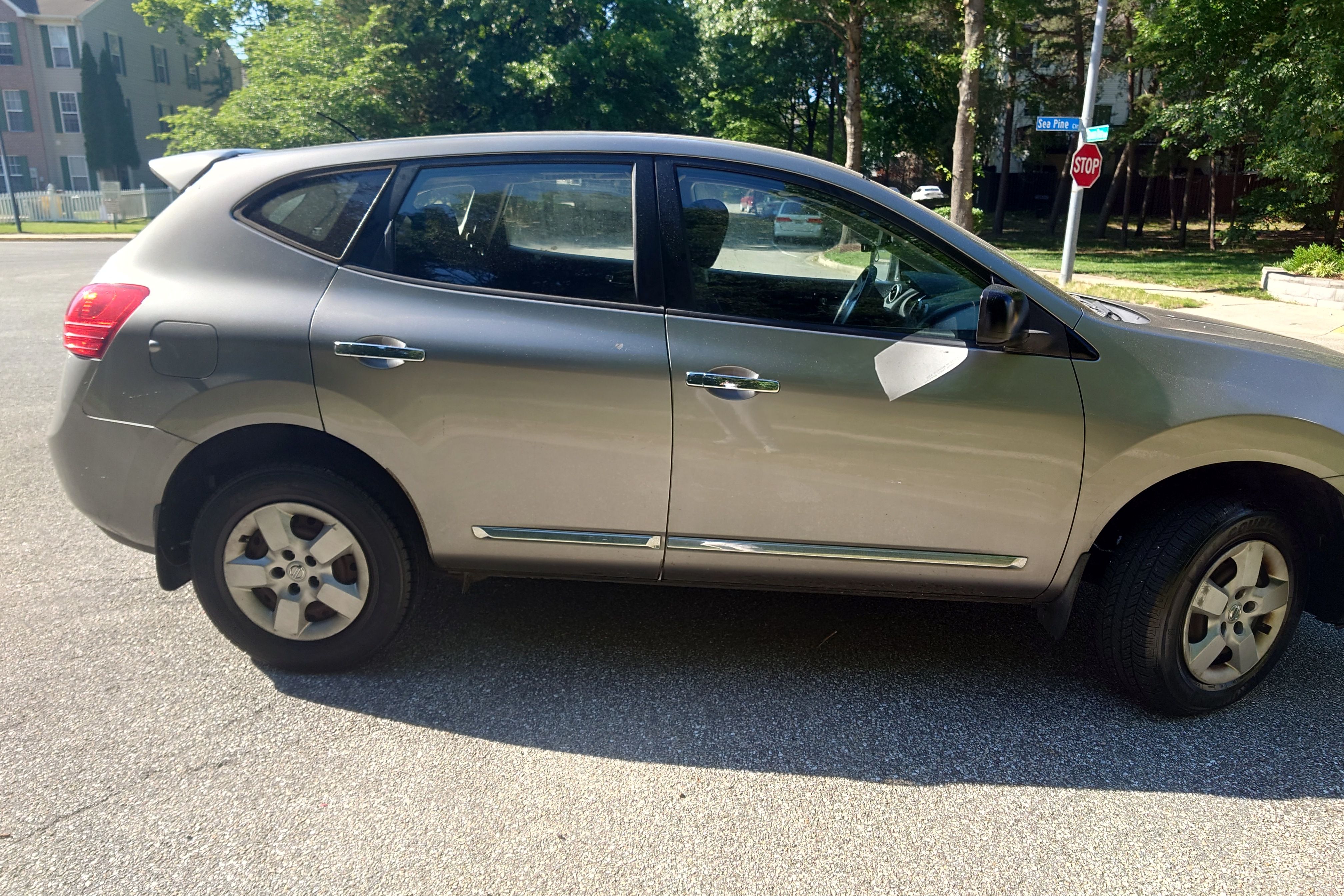Used 2011 Nissan Rogue S AWD/4WD image 28