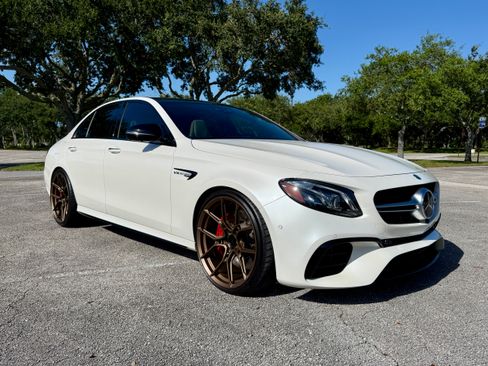 Used 2020 Mercedes-Benz E 63 AMG S image 16