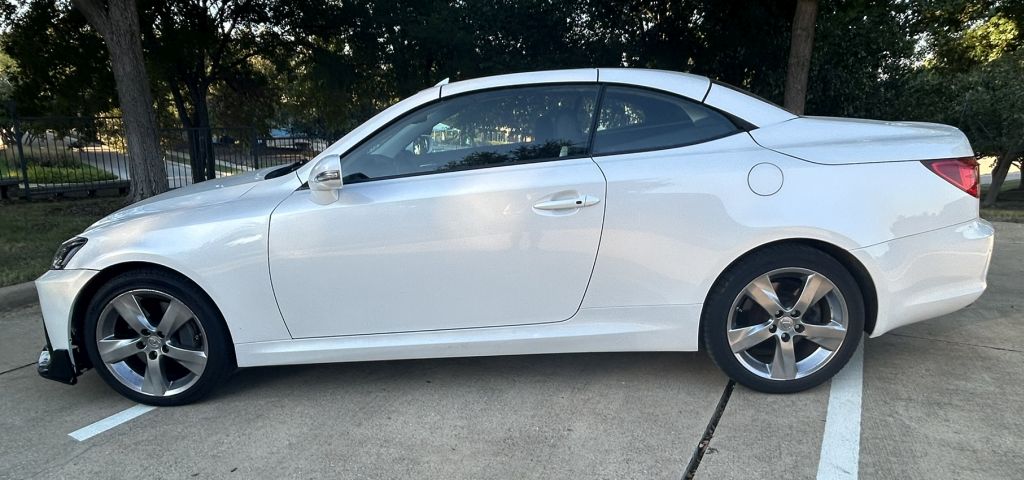 Used 2010 Lexus IS 350C w/ Luxury Pkg RWD image 1