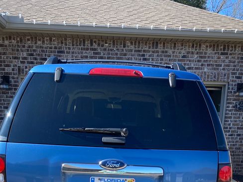 Used 2009 Ford Explorer XLT image 6