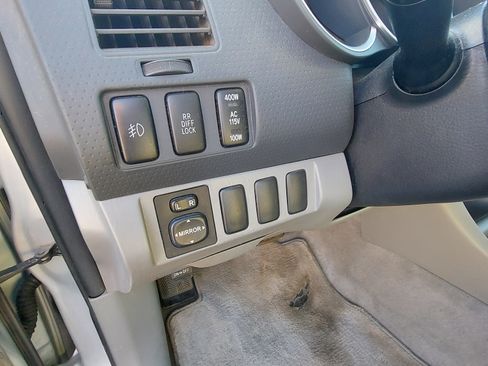 Used 2008 Toyota Tacoma Pickup 4D 5 ft image 26