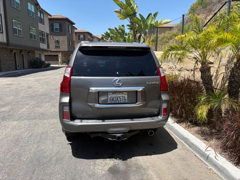 Used 2012 Lexus GX 460 image 6