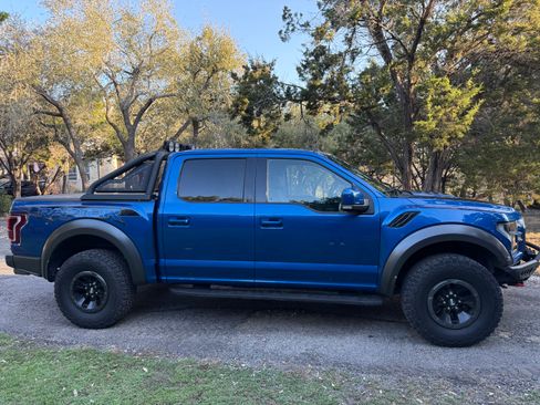 Used 2018 Ford F150 Raptor w/ Equipment Group 802A Luxury image 1