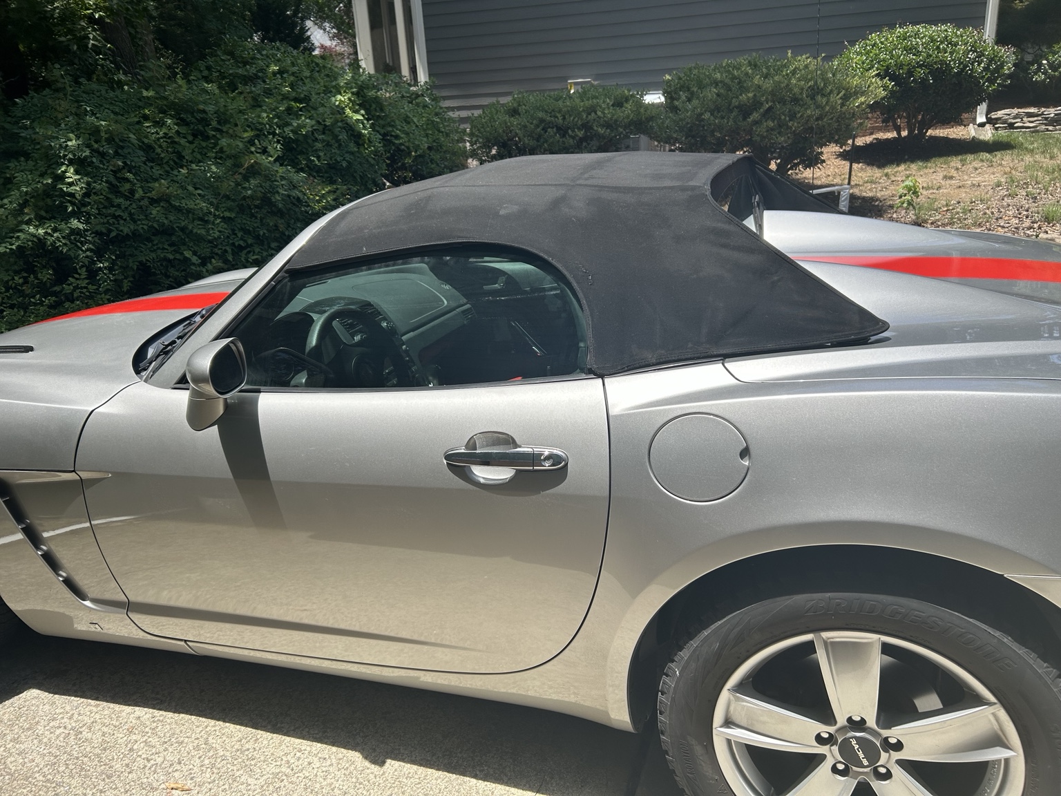 Used 2007 Saturn Sky RWD image 1