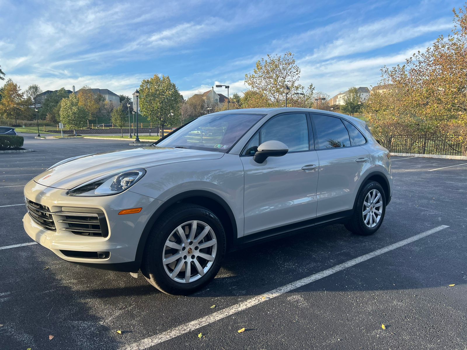 Used 2023 Porsche Cayenne Platinum Edition AWD/4WD image 6