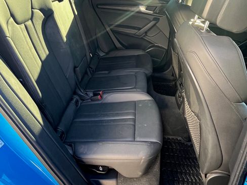 Used 2020 Audi Q5 e Premium Plus w/ Premium Plus Package image 17