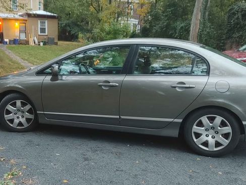 Used 2006 Honda Civic LX image 1