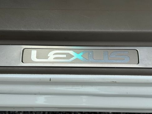 Used 2003 Lexus LS 430 RWD image 21