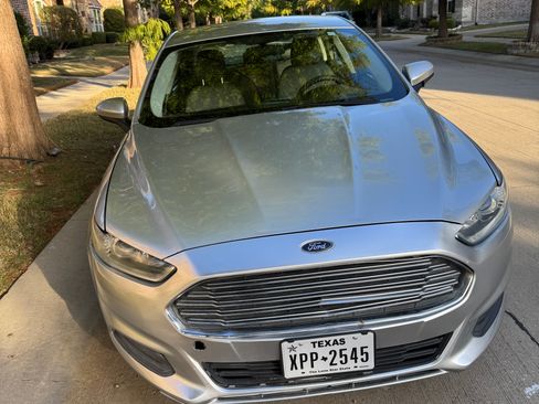 Used 2016 Ford Fusion S image 8