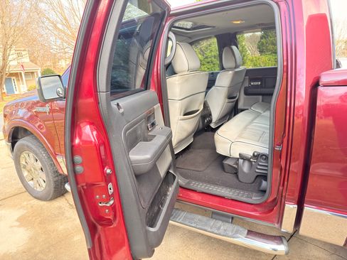 Used 2006 Lincoln Mark LT 4x4 image 12