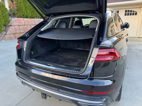 Used 2020 Audi Q8 Prestige w/ Prestige Package image 6