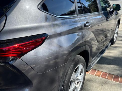 Used 2023 Toyota Highlander LE image 5