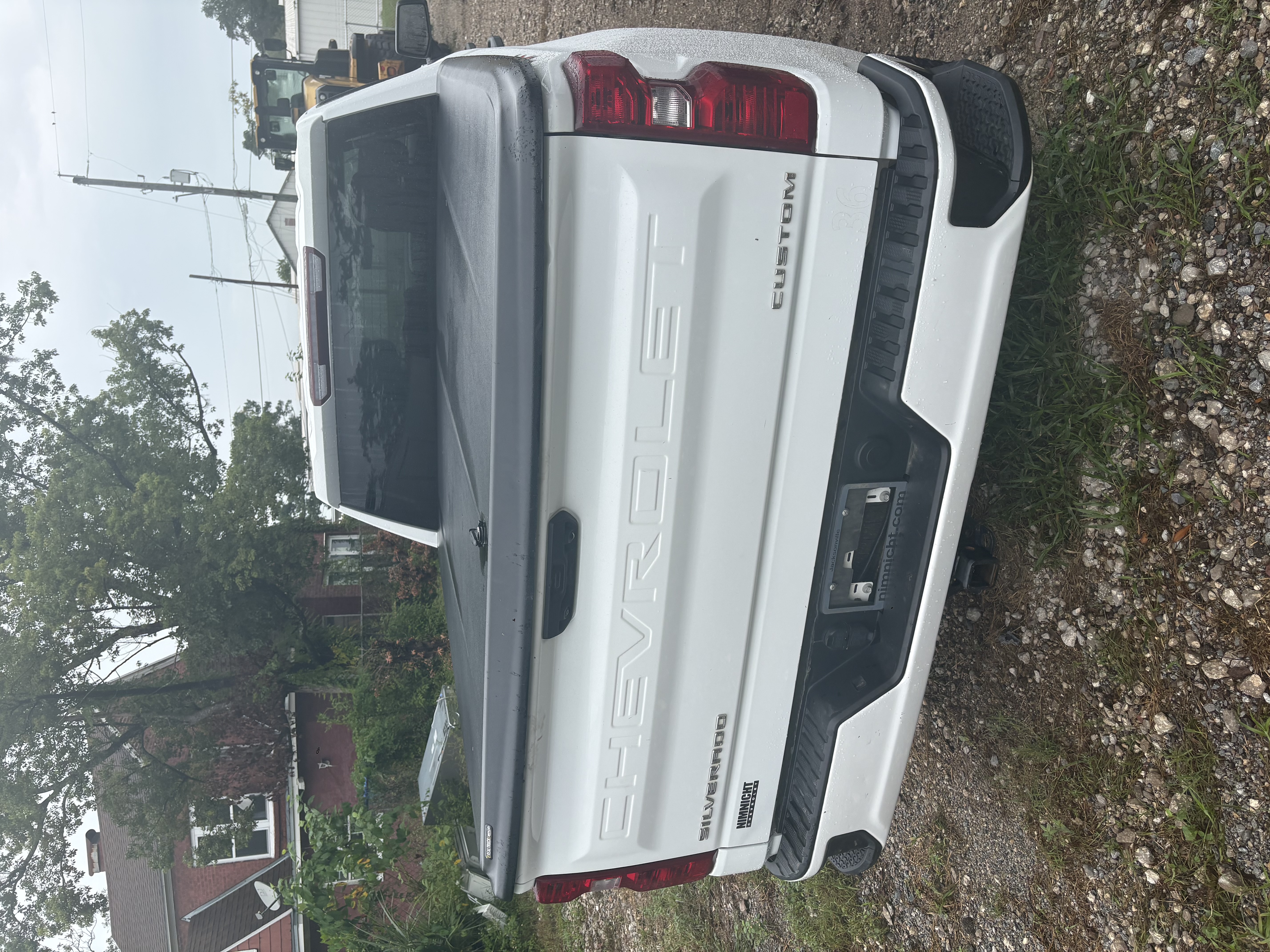 Used 2024 Chevrolet Silverado 1500 Custom AWD/4WD image 2