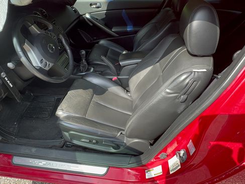 Used 2008 Nissan Altima 3.5 SE w/ Premium Pkg image 10