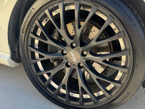 Used 2011 Mercedes-Benz E 350 4MATIC Sedan image 8