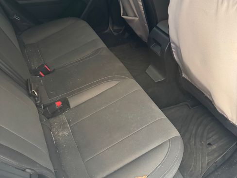 Used 2024 Subaru Crosstrek 2.0i image 8