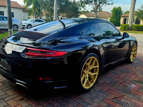 Used 2017 Porsche 911 Carrera image 6