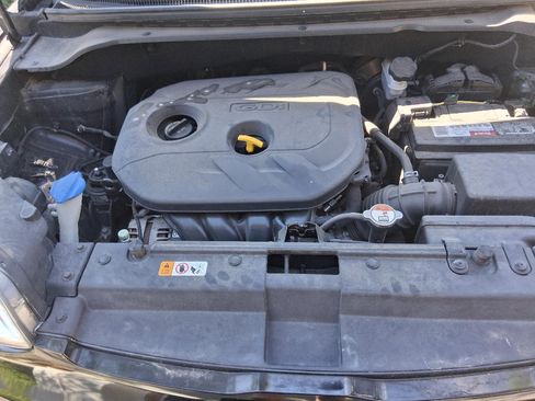 Used 2016 Kia Soul + w/ Tarmac Special Edition image 9