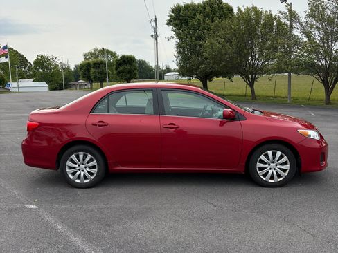 Used 2013 Toyota Corolla LE FWD image 6