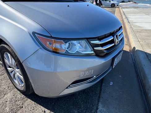 Used 2017 Honda Odyssey EX image 11