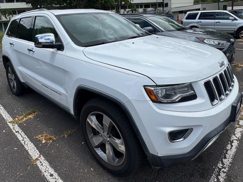 Used 2014 Jeep Grand Cherokee Limited w/ Luxury Group II RWD image 4