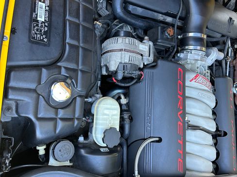 Used 2003 Chevrolet Corvette Convertible w/ Preferred Equipment Group1 image 26