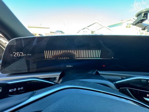 Used 2024 Cadillac Lyriq Tech image 25