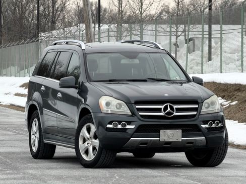 Used 2011 Mercedes-Benz GL 450 4MATIC w/ Premium 1 Pkg image 1