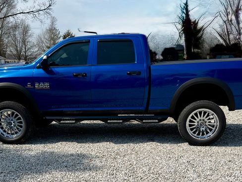 Used 2016 RAM 2500 Tradesman w/ Chrome Appearance Group image 16