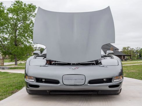 Used 2003 Chevrolet Corvette Convertible w/ Preferred Equipment Group1 image 10