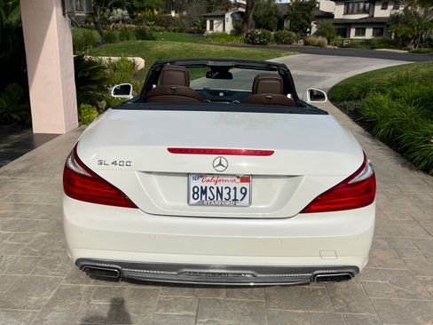 Used 2015 Mercedes-Benz SL 400 image 2