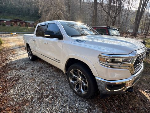 Used 2019 RAM 1500 Limited image 2