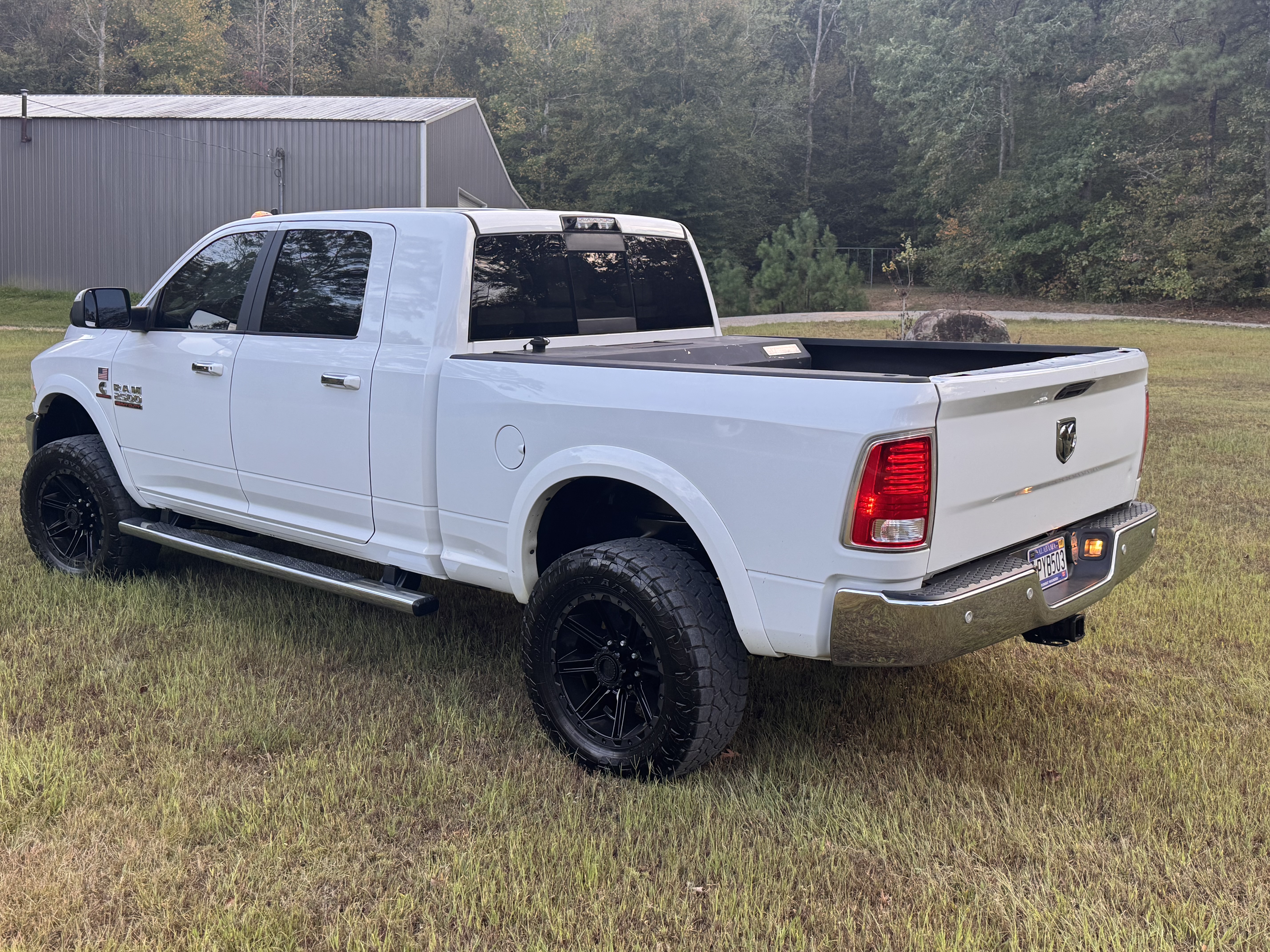Used 2018 RAM 2500 Laramie AWD/4WD image 5