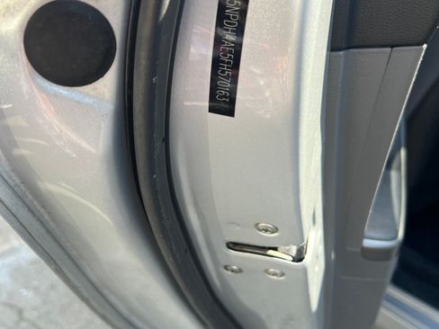 Used 2015 Hyundai Elantra SE FWD image 21