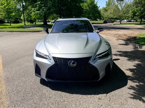 Used 2023 Lexus IS 500 RWD image 6